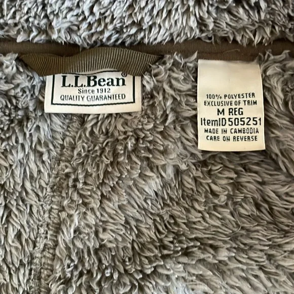 L.L. Bean Hi-Pile Fleece Jacket - Picture 4 of 5